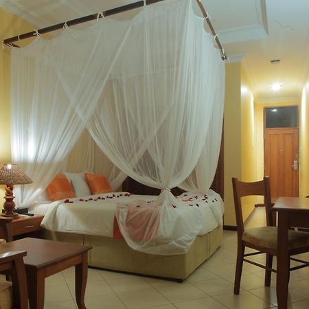 Giraffe Ocean View Hotel دار السلام المظهر الخارجي الصورة