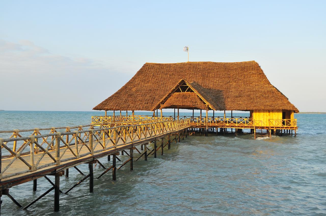 Giraffe Ocean View Hotel دار السلام المظهر الخارجي الصورة