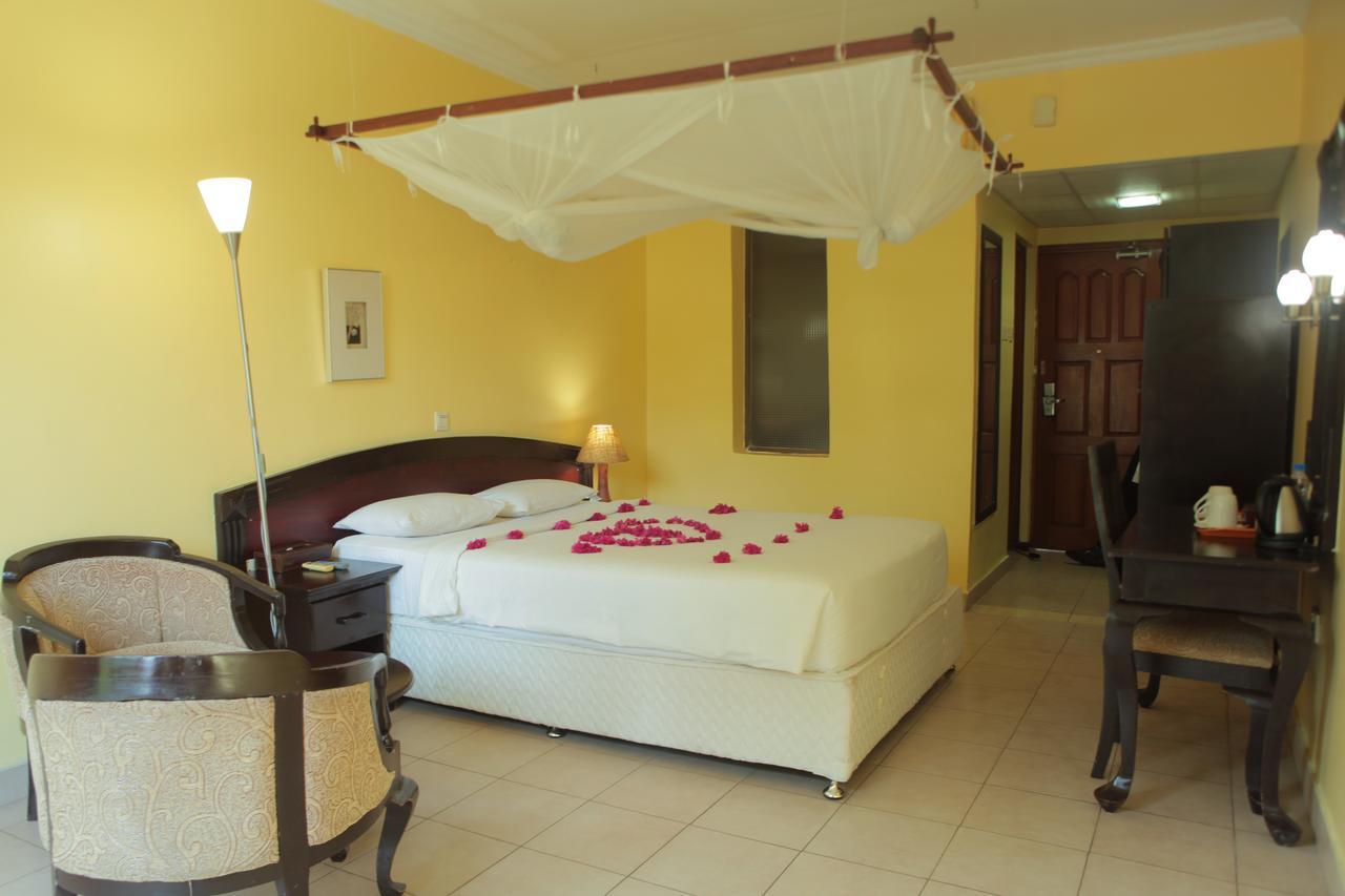 Giraffe Ocean View Hotel دار السلام المظهر الخارجي الصورة