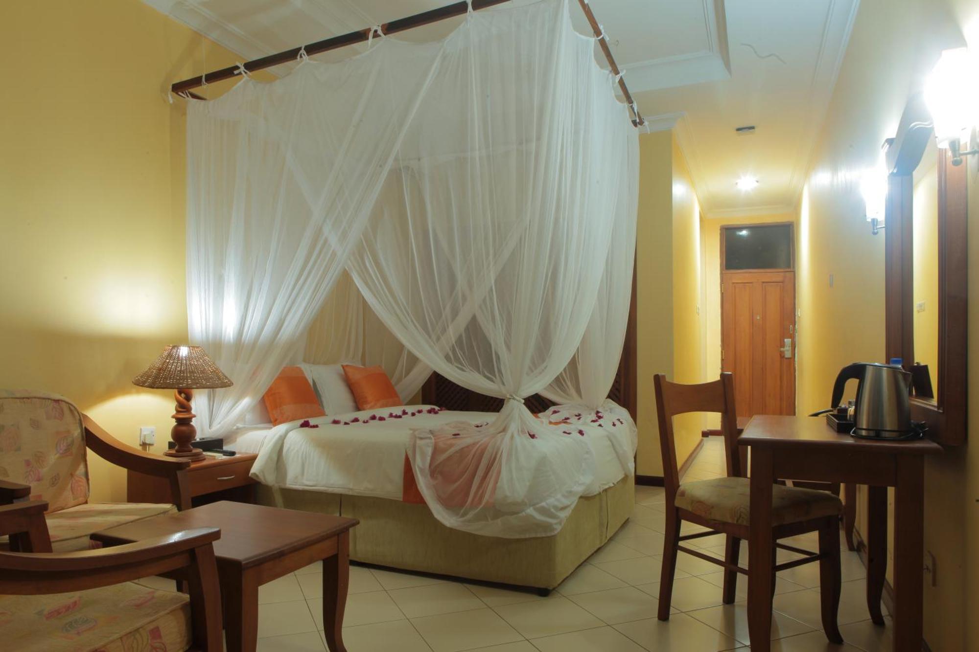Giraffe Ocean View Hotel دار السلام المظهر الخارجي الصورة