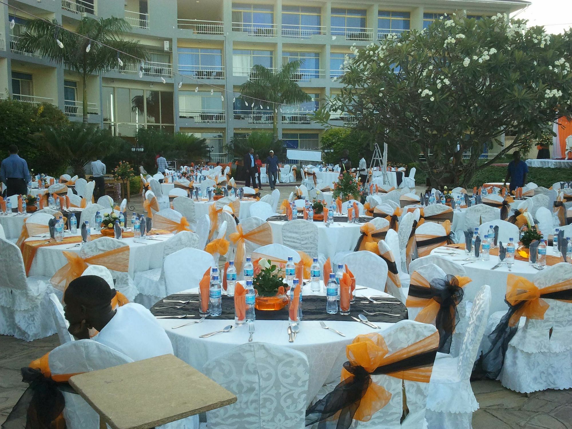 Giraffe Ocean View Hotel دار السلام المظهر الخارجي الصورة